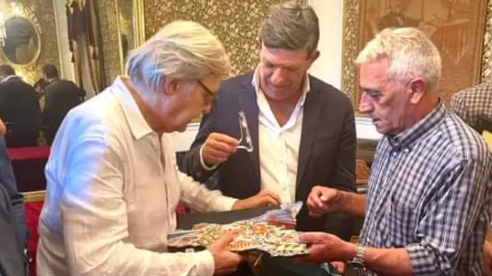 Prof. Vittorio Sgarbi, Mayor Leo Cantarella and Giuseppe Sorbello Prof. Vittorio Sgarbi, Mayor Leo Cantarella and Giuseppe Sorbello