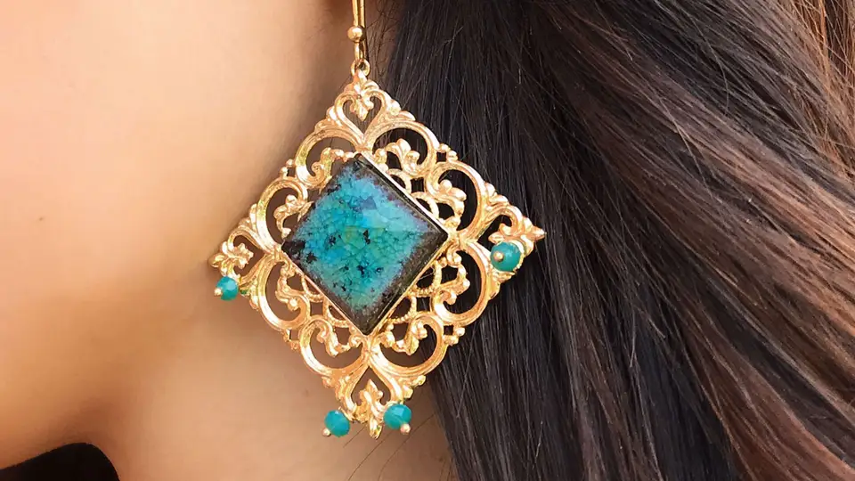 Boucles d'oreilles artisanales en pierre de lave