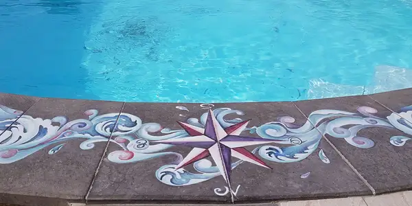 Swimming pool edge made from ceramized lava stone