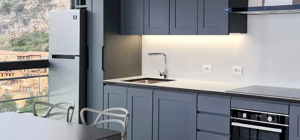 Via Emilia kitchen: gray cabinet doors Via Emilia modern modular kitchen with gray cabinet doors and a ceramicized lava stone countertop