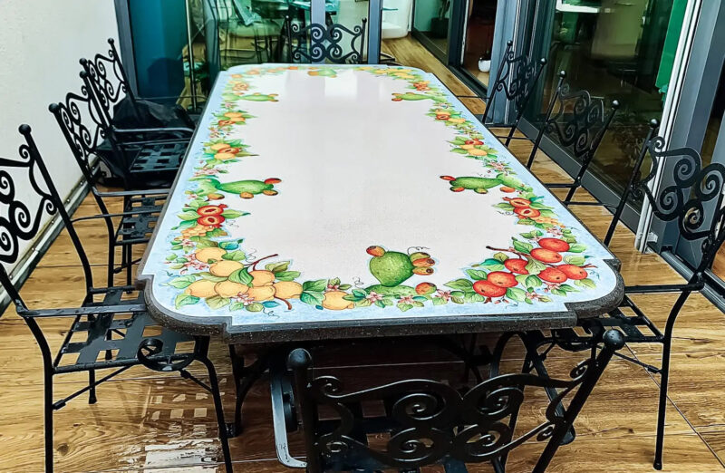 caltagirone style table 8 seats